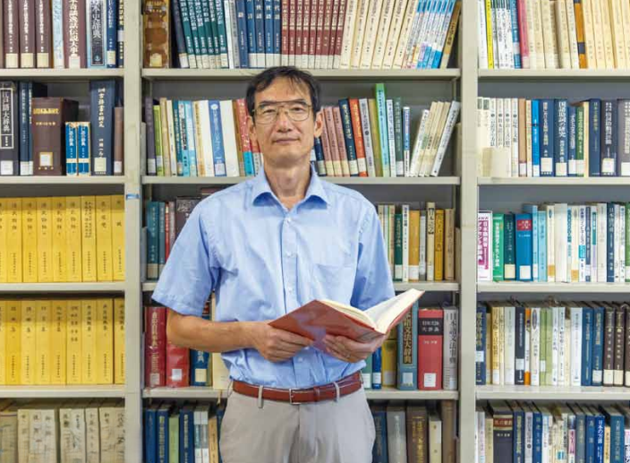 松本教授の写真