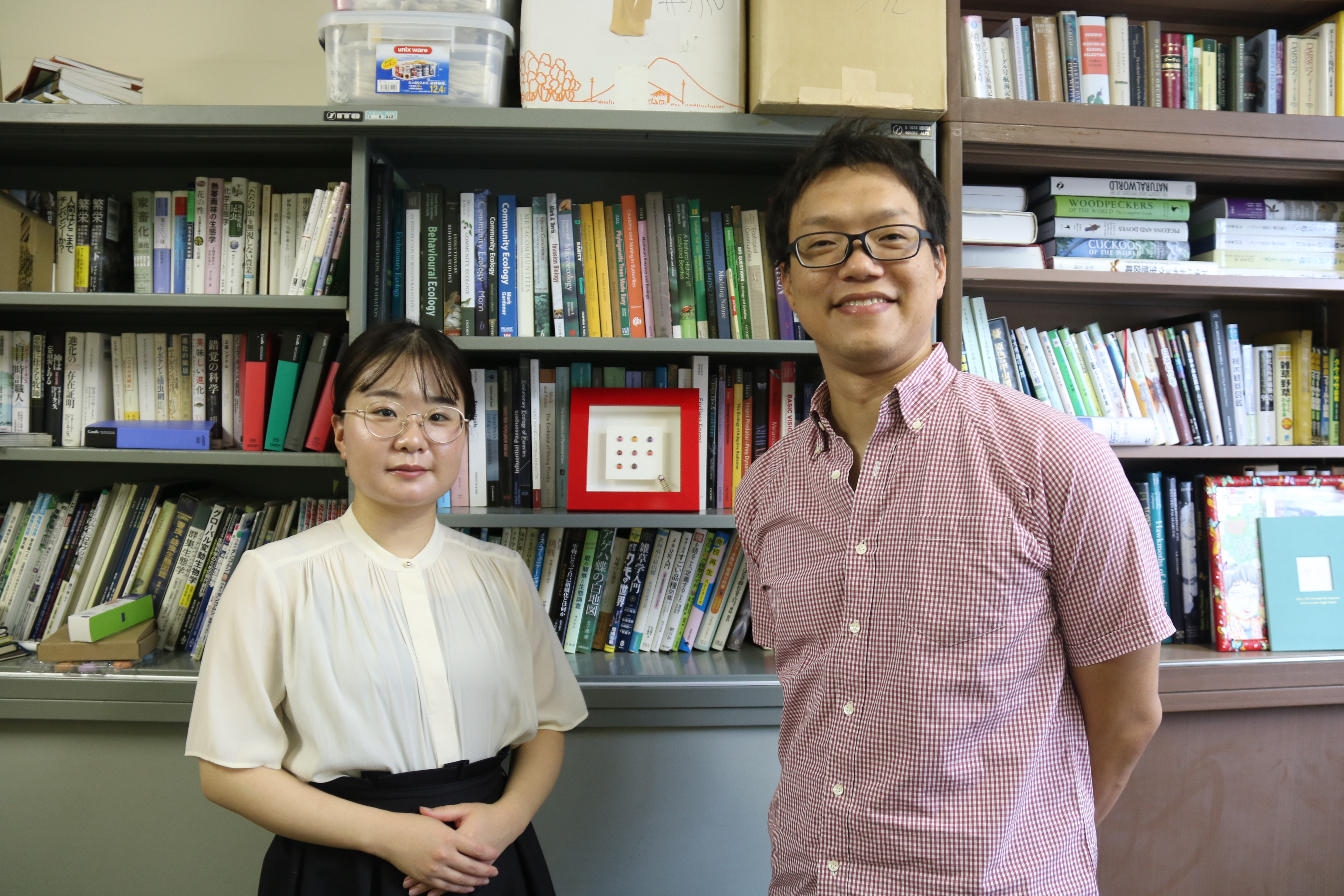 鈴木先生とインタビュアーの学生