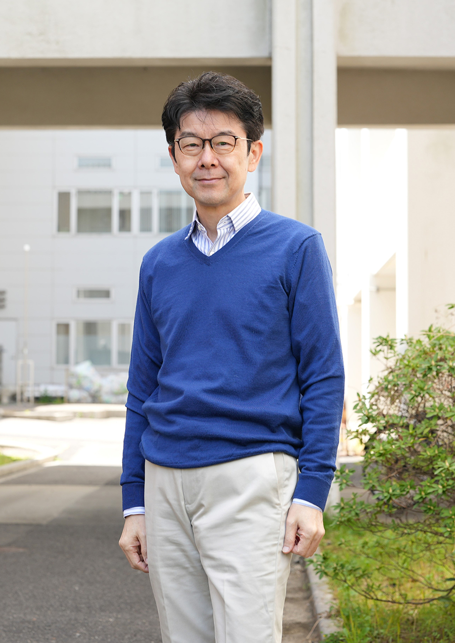 近藤 峰生