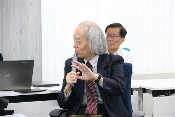 吉岡基理事（研究担当）