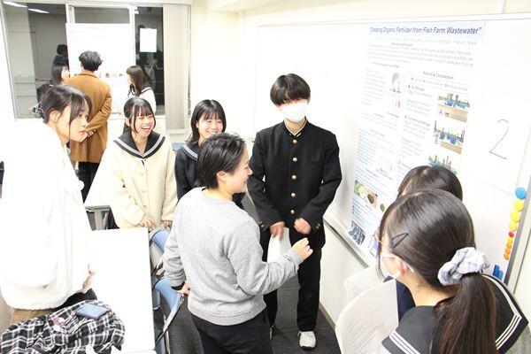 松阪高校SSH生徒と留学生の学術交流会