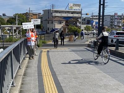 交通安全指導の様子