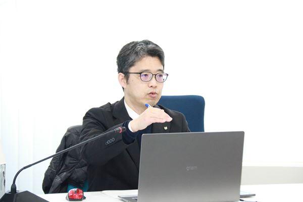 野中寛センター長