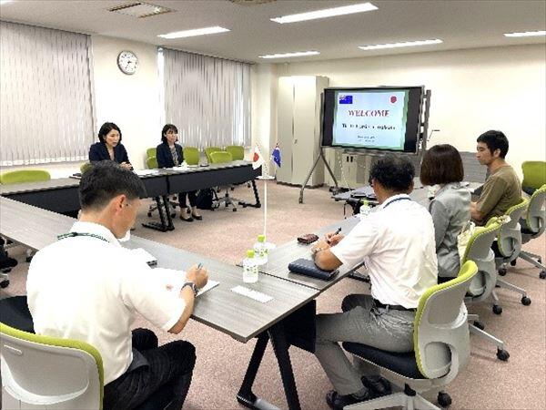 表敬訪問の様子