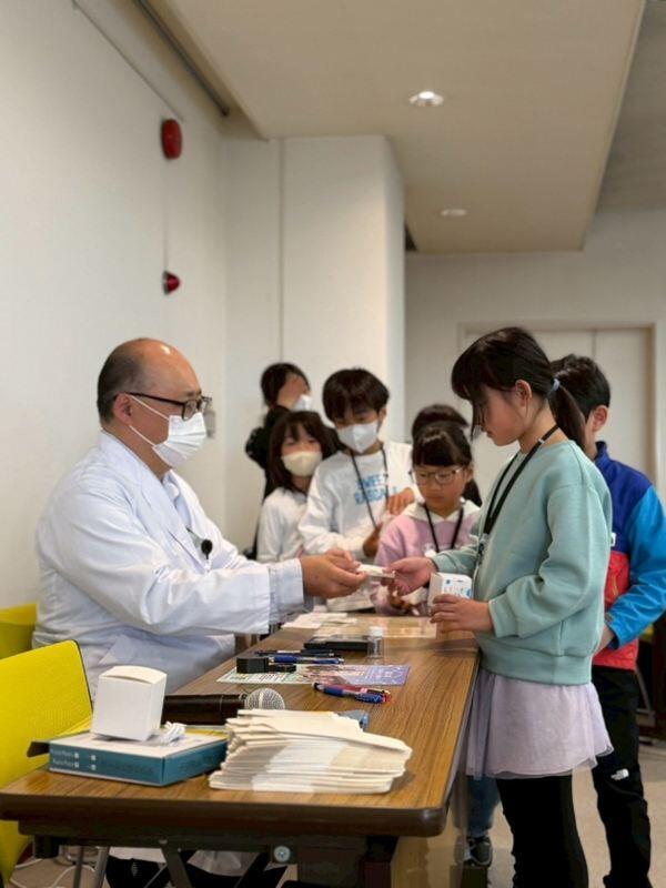 製薬工場見学＆薬づくり体験ツアー