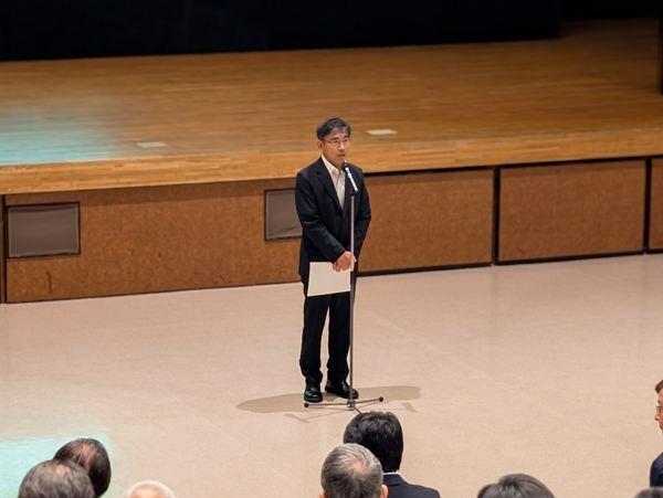 来賓挨拶をされる筒井多気町長