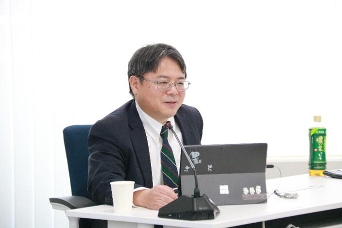 宮岡邦任センター長