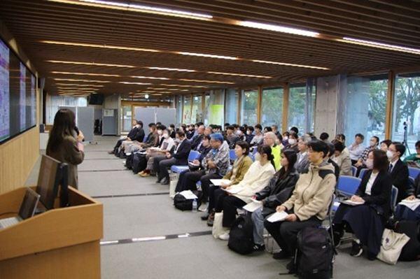 会場の様子:環境・情報科学館1階