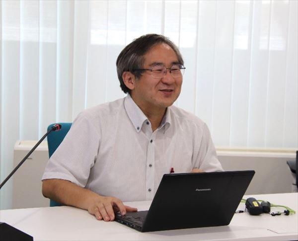 三宅教授