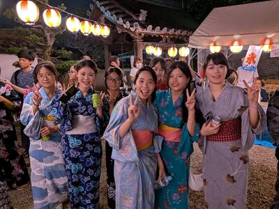 集合写真 津市栗真町屋町 専称寺にて
