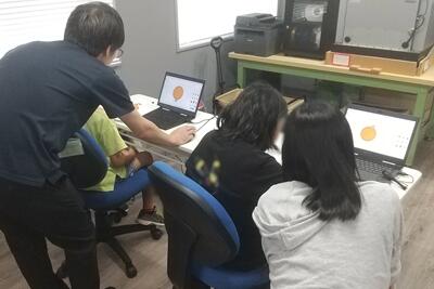 3Dプリンタものづくり体験 ~くるくる回るキーホルダーを作ろう!~ の実施の様子