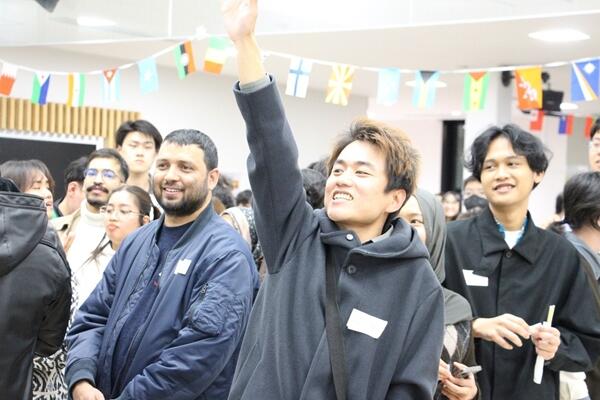 チーム対抗で行われたクイズ大会の様子