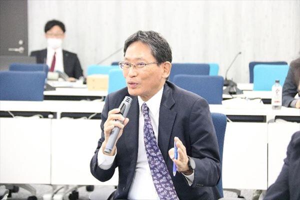 酒井俊典理事（社会連携担当）