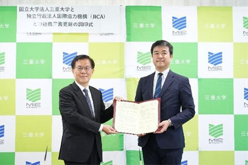 伊藤学長と上町所長