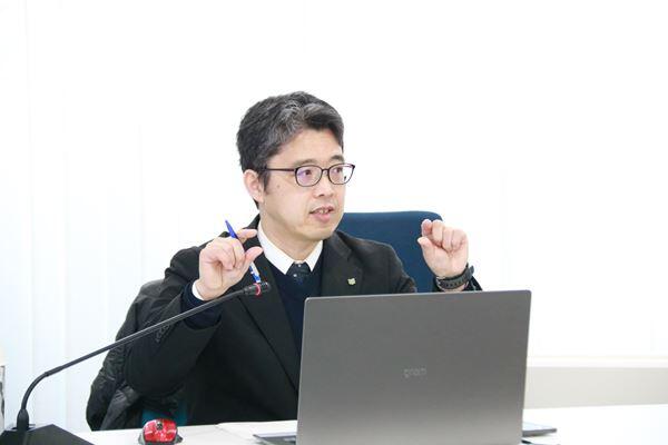 野中寛センター長