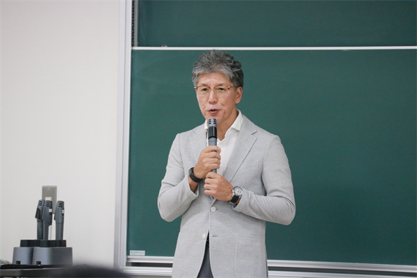 弥永氏