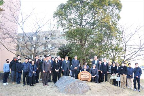 生物資源学研究科100周年記念植樹式・講演会の様子