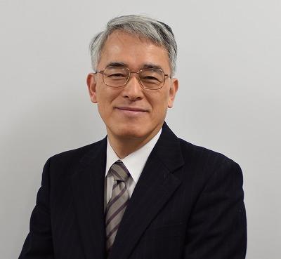 3.FN155_飯田和夫学長補佐 (8).jpg