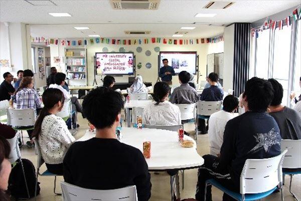 トークセッションの様子