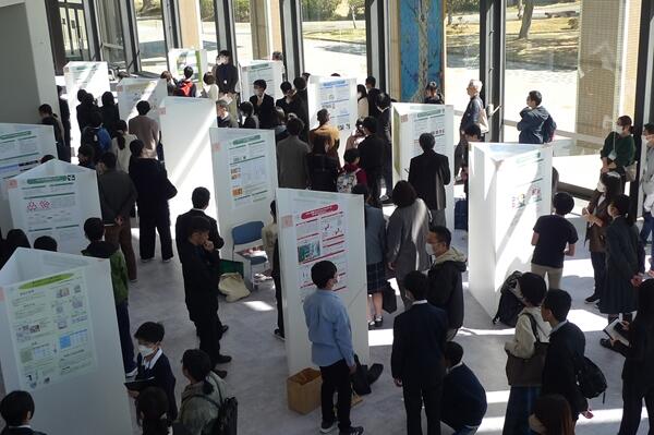 ポスター発表の様子