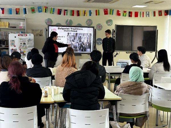 ブルガリア出身の留学生からの発表