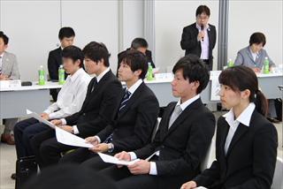 20150704_トビタテ留学JAPAN壮行会＿望遠 (7)_R2