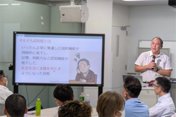 新堂センター長