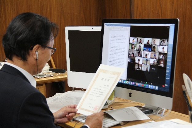 駒田学長