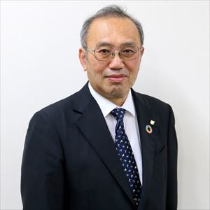 楠井 嘉行