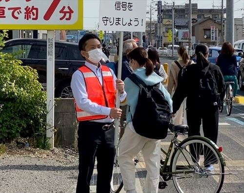 交通安全指導の様子