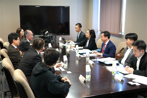 表敬訪問の様子