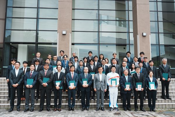 三重大学賞受賞者、関係者
