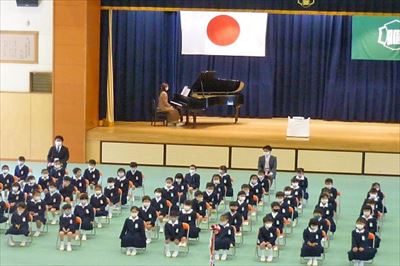 2021年4月9日附属小学校入学式の様子