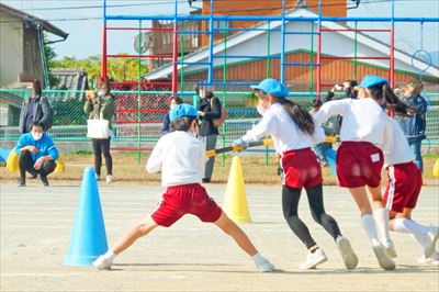 小学校体育集会の様子