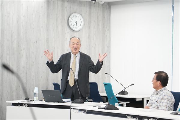 兵頭英治副学長