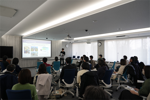 成果報告会＆渡航前壮行会の様子