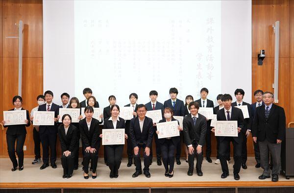 ★20250319_課外教育活動等学生表彰 (14)_R.JPG