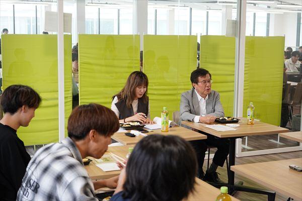 ランチミーティングの様子