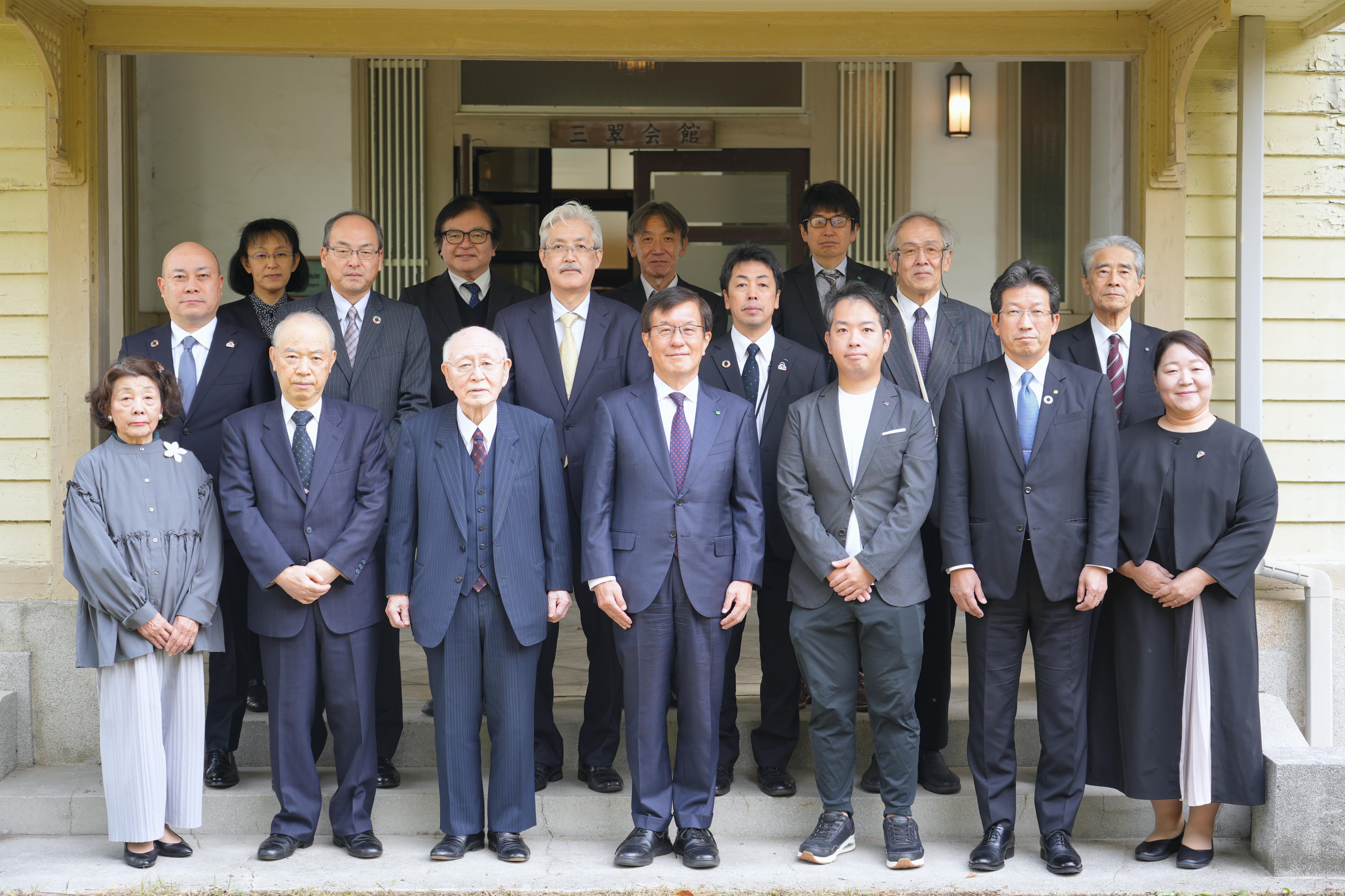 20251112_三重大学振興基金感謝状贈呈式 (4).JPG